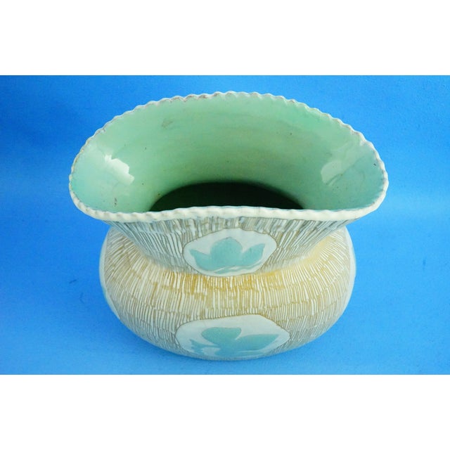 Majolica Ceramic Vase with Vine Leaf Decoration attributed to Nino Strada for Cima Deruta, 1950s For Sale - Image 11 of 18