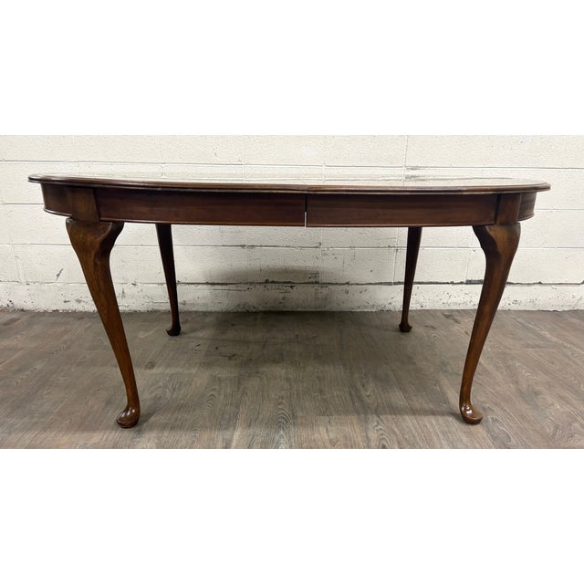 Brown Vintage Queen Anne Style Oval Walnut Dining Table For Sale - Image 8 of 10