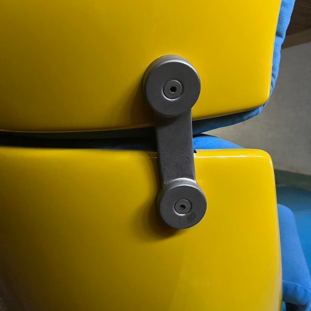 Cinema Chair from a Cinema in Paris, 1970 For Sale - Image 14 of 17