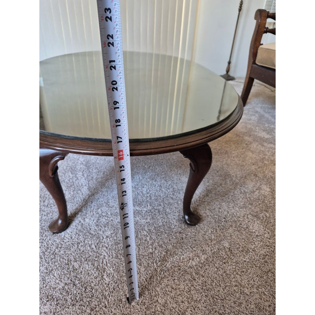 Late 20th Century Pennsylvania House Style Oval Cherry Queen Anne Coffee Table For Sale - Image 4 of 9