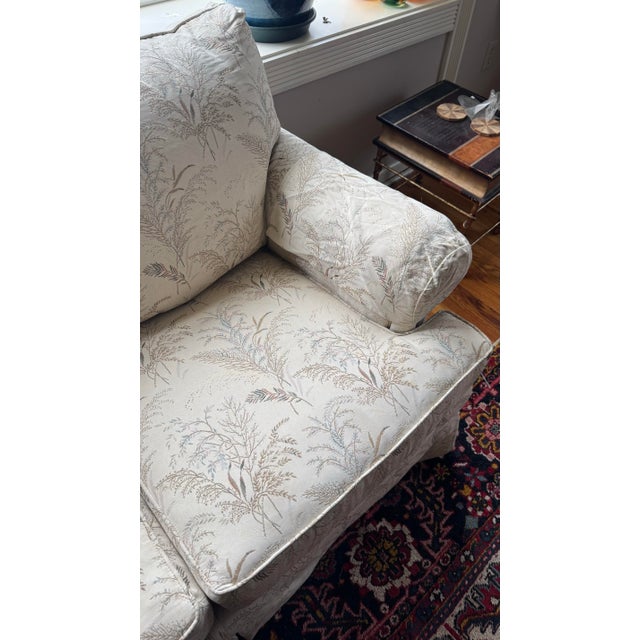 American 1990s Nature-Inspired Toile Drexel Heritage Love Seat For Sale - Image 3 of 9