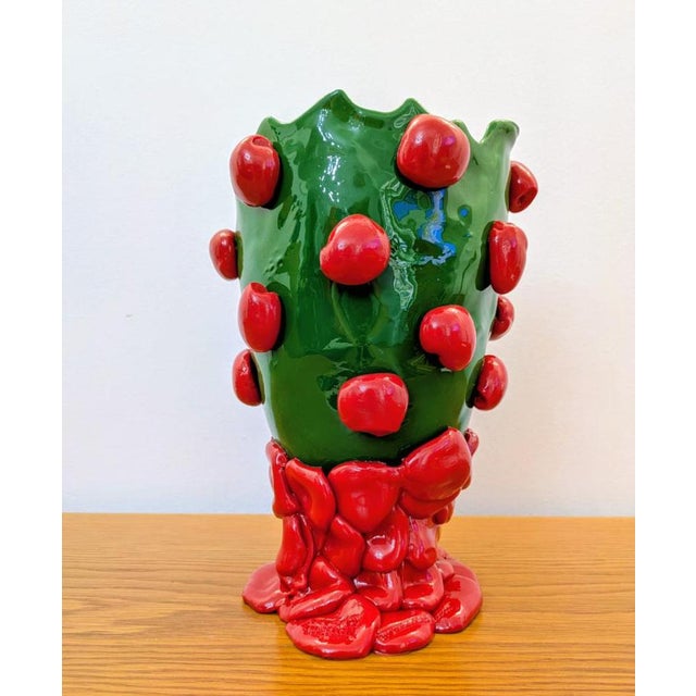 Medium nugget vase in liquid resin, green and red. The vase is new, therefore in excellent condition, sold with a...