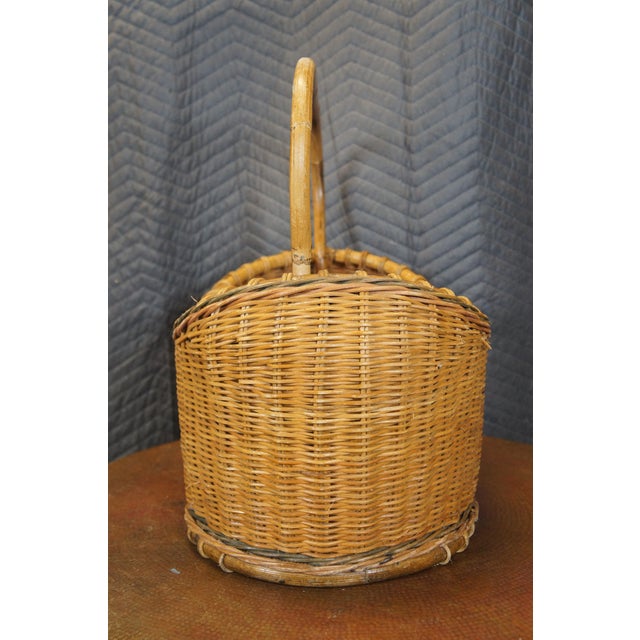 Wood Large Vintage Woven Wicker Harvest Basket with Bentwood Bamboo Handle For Sale - Image 7 of 11