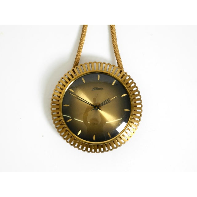 1950s Small Mid-Century Modern Atlanta Wall Clock with 10-Day Movement, 1950s For Sale - Image 5 of 16