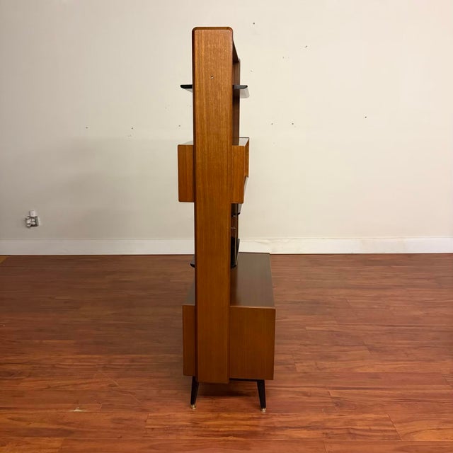 G-Plan Librenza Vintage Mid-Century Room Divider Display Cabinet For Sale In Seattle - Image 6 of 16