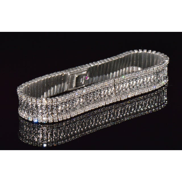 Art Deco Authentic Roberto Coin 18k White Gold 2.08Cts Natural Diamond Flexible Link Bracelet For Sale - Image 3 of 17