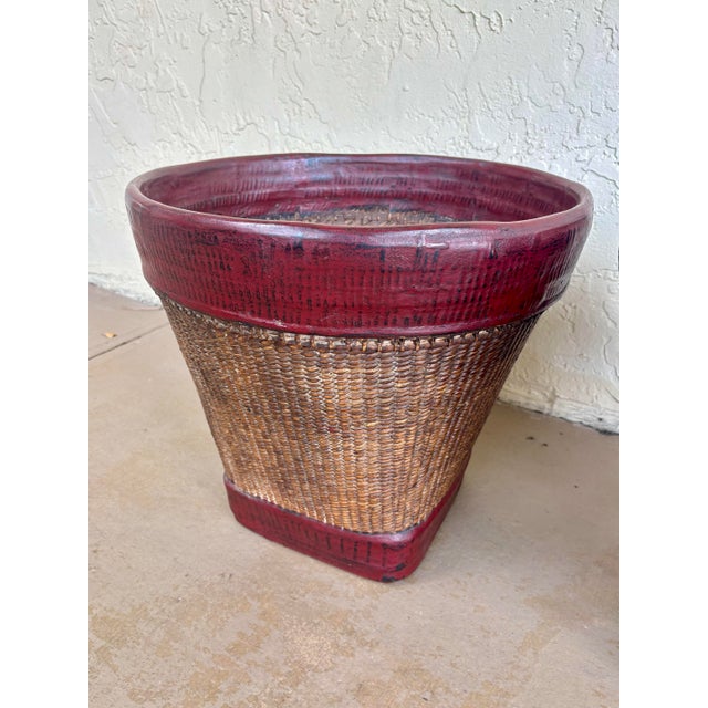 19th Century Pair of 19th Century Thai Hand Woven Rattan Red Lacquer Grain Baskets For Sale - Image 5 of 9