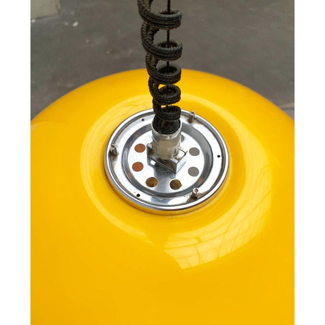 Mid-Century Space Age Cabras Pendant Lamp by Luigi Massoni for Guzzini, 1960s For Sale - Image 10 of 18