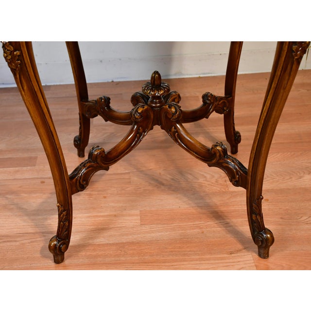1910s Antique French Louis XV Walnut & Satinwood Inlay Round Center Table For Sale - Image 10 of 14