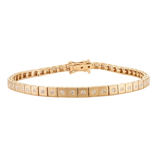 VRJewels Mate Finish 14k Solid Gold Diamond Tennis Bracelet for Mom For Sale