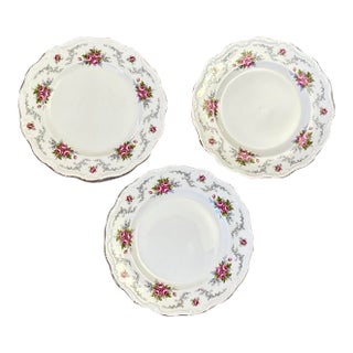 Royal Albert Tranquility Dinner Plates, Late 1980s - Set of 3 For Sale