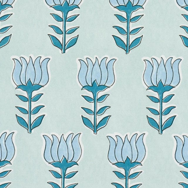 Contemporary SAMPLE - Schumacher Mia Tulip Fabric In Mineral & Blue For Sale - Image 3 of 4