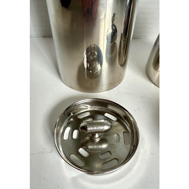 Mid-20th Century Metrokane Stainless Steel Bullet Cocktail Shaker – 4 Piece Barware Set For Sale In Los Angeles - Image 6 of 12