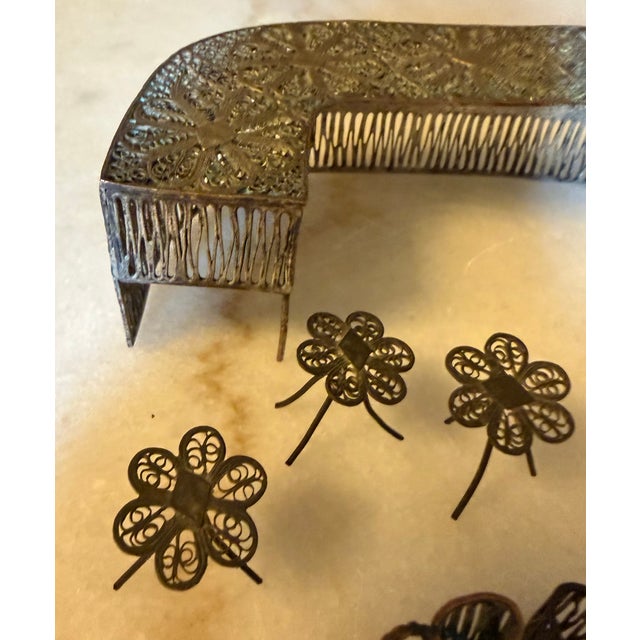 Mid-Century Modern Vintage Silverplated Filigree Miniature Cocktail Bar & Stool Set - 8 Pieces - Daisy Inlay For Sale - Image 3 of 13
