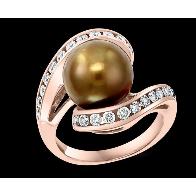 10 MM Chocolate Tahitian Pearl and Diamond Cocktail Ring 14 Karat Gold For Sale - Image 16 of 18