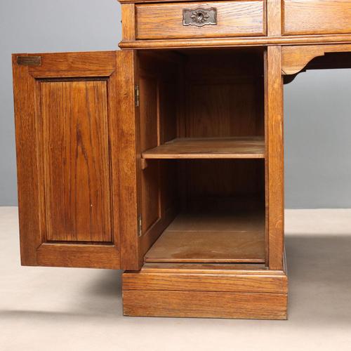Oak Desk, Italy, Late 19th Century For Sale - Image 5 of 13