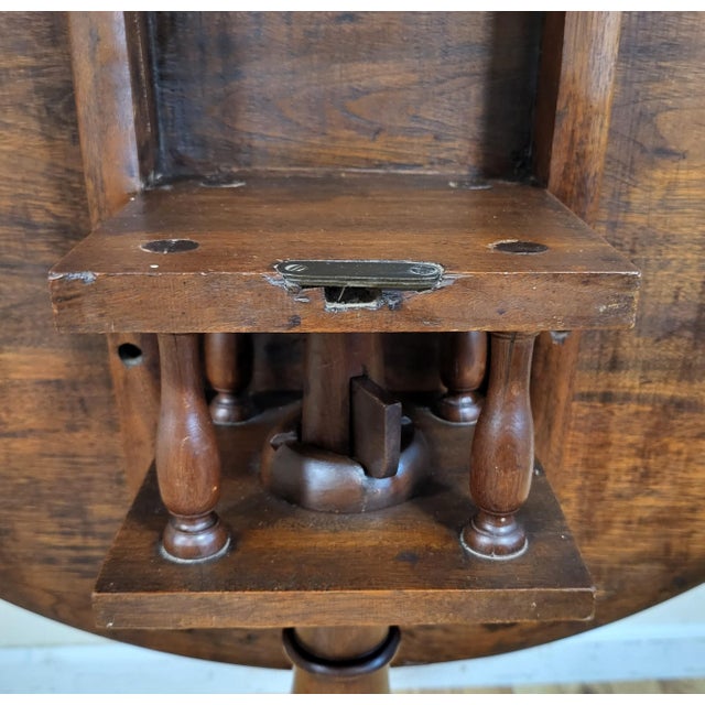 Antique English 19th C Mahogany Queen Anne Round Birdcage Tilt & Turn Top Table For Sale - Image 14 of 18