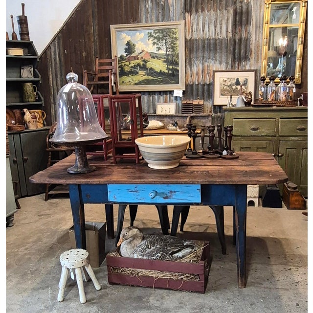 C 1860 Paintef Pine Kitchen Table For Sale In Baltimore - Image 6 of 6