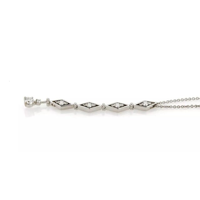 Contemporary Hearts on Fire Assemblage Diamond 18k White Gold Pendant Necklace For Sale - Image 3 of 7