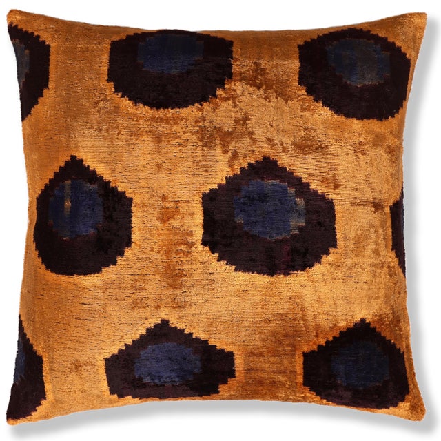 "This 20x20 inch (50x50 cm) luxury silk velvet throw pillow is a statement piece designed for refined interiors and...