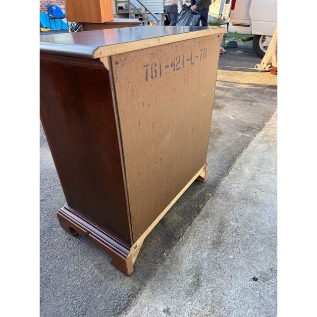 Late 20th Century Pair of American Drew Chippendale Style Cherry Bedside Chest Nightstands For Sale - Image 9 of 17