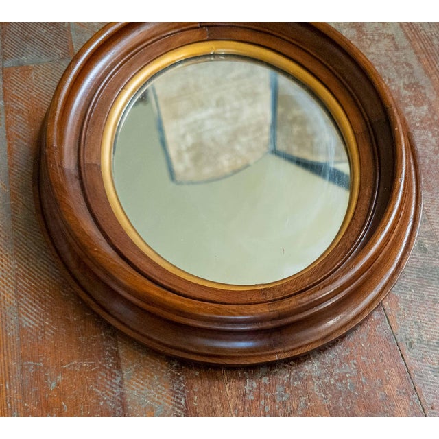 19th Century Pair of American Victorian Oval Walnut Mirrors For Sale In New York - Image 6 of 10