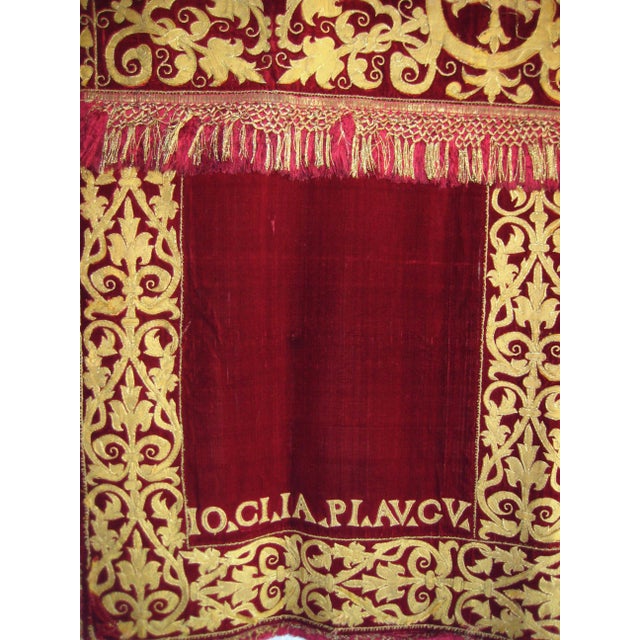 Spanish Altar Embroidery Ornement of Virgin and Child , 18 Century For Sale - Image 15 of 17