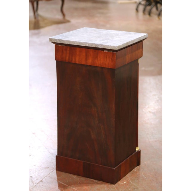 19th Century French Empire Marble Top Carved Walnut Vanity Cabinet With Mirror For Sale - Image 11 of 12