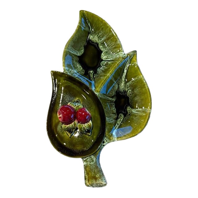 Mid-Century Modern 1960's Wade of California Pottery Avocado Green Leaf Dish Drip Glaze For Sale