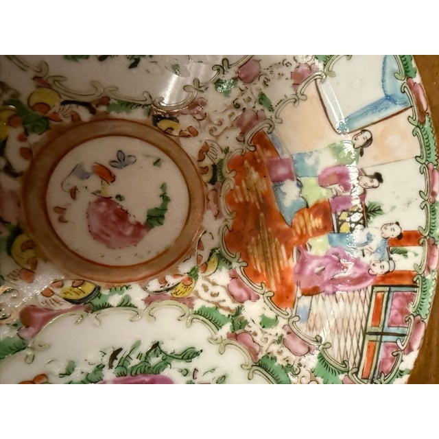 Chinese 1950s Handpainted Chinese Famille Rose Plate For Sale - Image 3 of 6