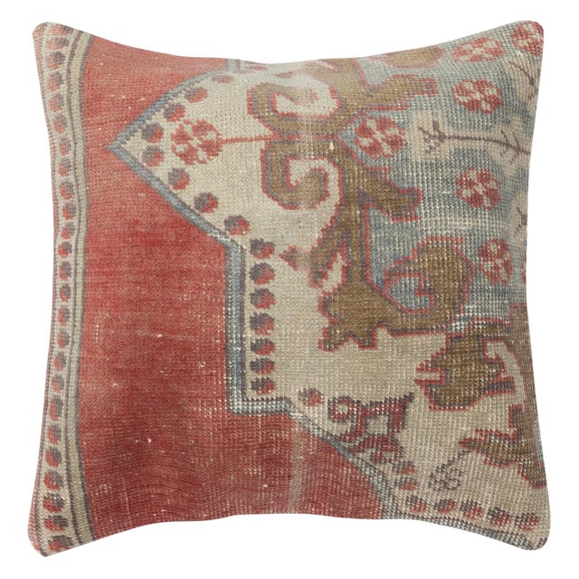 Traditional 20"x20" SET OF 2 - Handmade Rug Cushion Covers. A pair of Lace Pillow Covers For Sale - Image 3 of 4