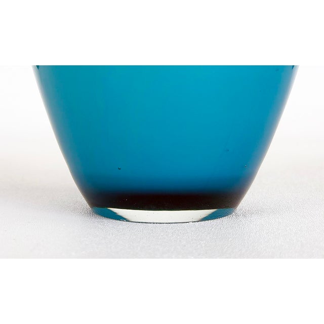 Late 20th Century Late 20th Century Murano Tiffany Blue Cased Glass to Clear Vase For Sale - Image 5 of 6
