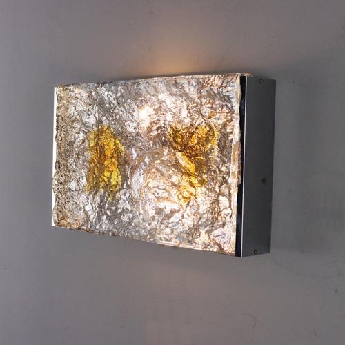 Vintage Wall Lamp in Aluminium & Glass, Italy, 1960s For Sale - Image 3 of 6