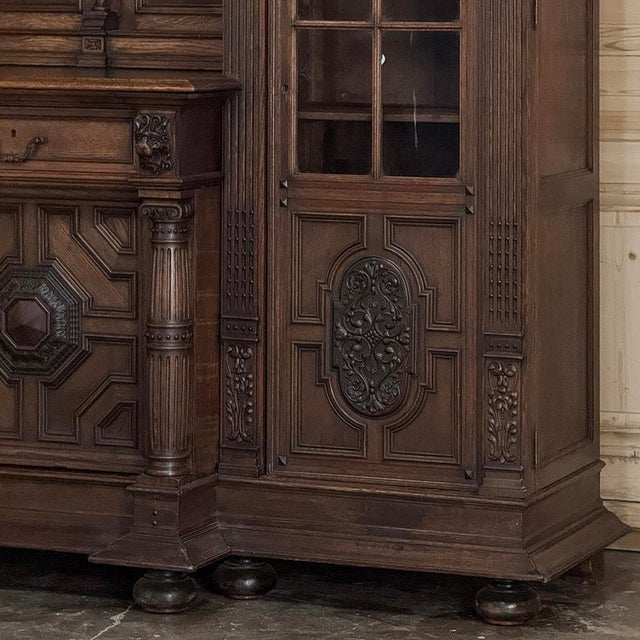 19th Century French Renaissance Revival Carved Oak Bookcase / Bar For Sale - Image 17 of 18