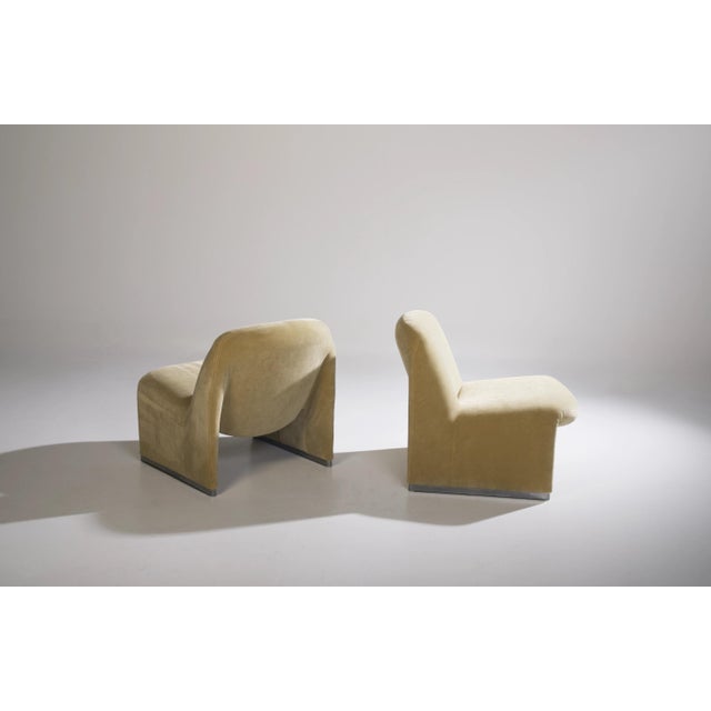 Alky Lounge Chairs by Giancarlo Piretti for Artifort, 1970s, Set of 2, in Restored conditions. Designed 1970 to 1979 This...