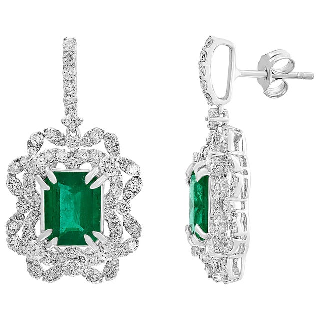 7 Carat Colombian Emerald Cut Emerald Diamond Hanging/Drop Earrings 18Karat Gold For Sale - Image 15 of 18