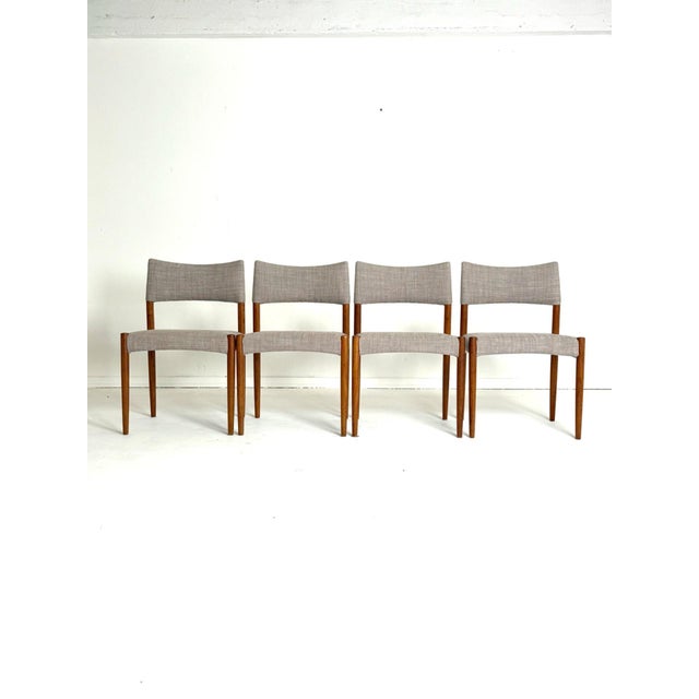 Ejner Larsen & Aksel Bender Madsen Chairs – Denmark, 1960s A set of dining chairs by renowned Danish designer duo Ejner...