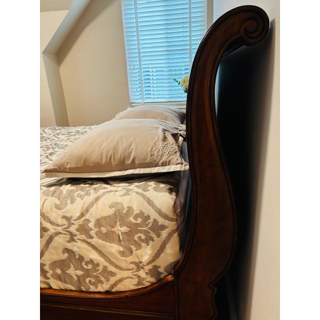 Traditional Ethan Allen Tuscany Collection Queen Sleigh Bed For Sale - Image 3 of 8
