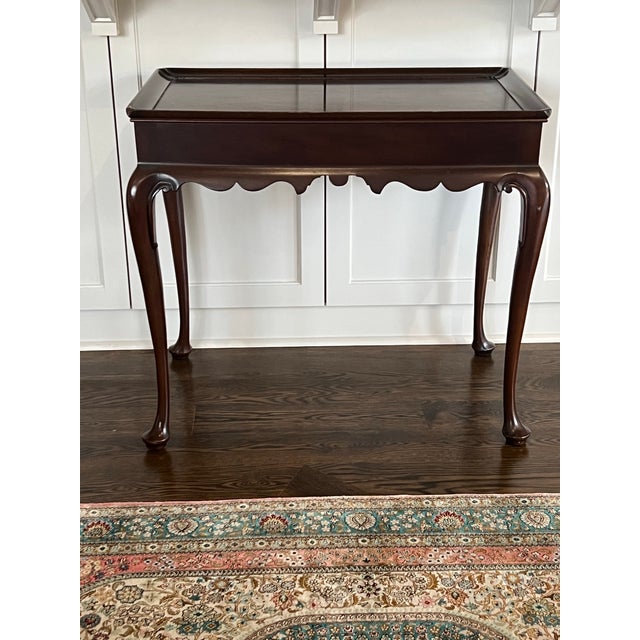1970s Henkel Harris Signed Mahogany Tea Table Queen Anne Legs For Sale In Atlanta - Image 6 of 11