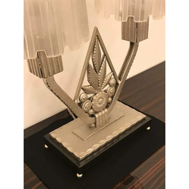 Marius-Ernest Sabino French Art Deco "Waterfall" Table Lamp Signed by Sabino For Sale - Image 4 of 14