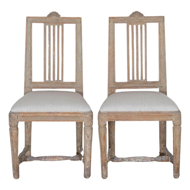 Pair of Period Gustavian Chairs in Original Paint, Sweden, Late 18th Century For Sale