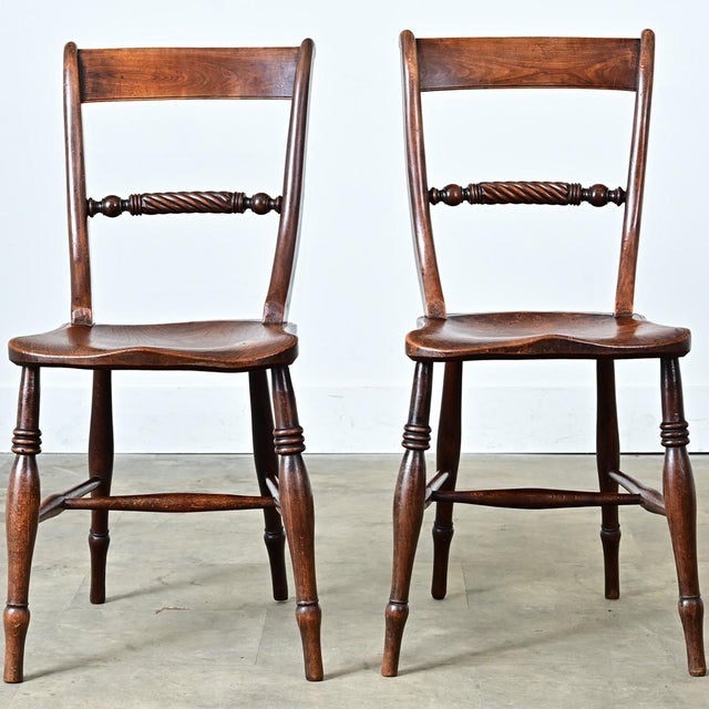 English Pair of 19th Century Yew & Elm Windsor Side Chairs For Sale In Baton Rouge - Image 6 of 11