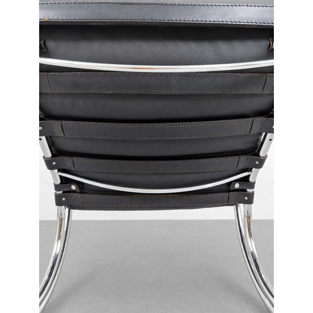 Black Leather and Steel MR Chairs by Ludwig Mies van der Rohe for Knoll Inc. / Knoll International, 1970s, Set of 2 For Sale - Image 8 of 9
