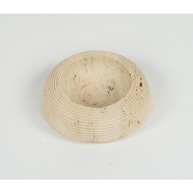 1970s Mid-Century Round Ashtray or Vide-Poche in Travertine attributed to Up & Up, Italy, 1970s For Sale - Image 5 of 14