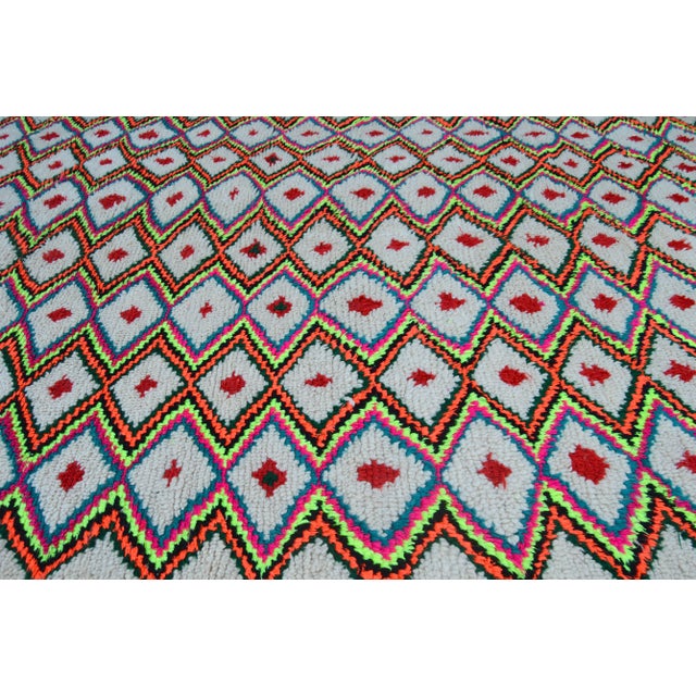 Moroccan Late 20th Century Vintage Moroccan Rug - 9'10'' X 5'9'' For Sale - Image 3 of 8