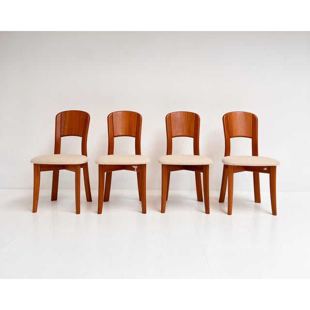 Mid-Century Modern Danish Chairs from Gramrode, 1970s, Set of 4 For Sale - Image 3 of 18