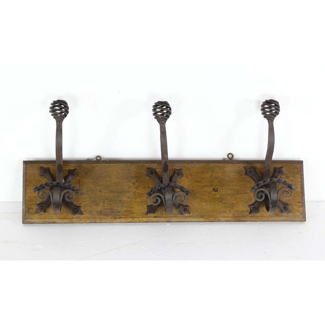Mid 20th Century European 3-Curled Wrought Iron Hooks Wood Mount Wall Rack For Sale In New York - Image 6 of 10