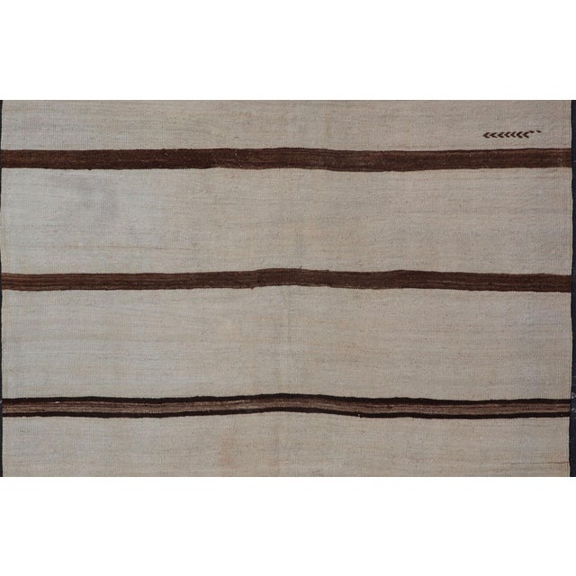 Ivory Ground Vintage Turkish Kilim Rug With Brown Stripes Wool Design For Sale In Atlanta - Image 6 of 11
