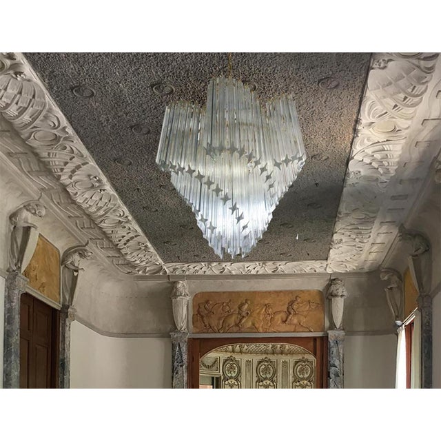 Italian Quadriedri Gold Metal Frame Murano Chandeliers, Set of 2 For Sale - Image 6 of 18