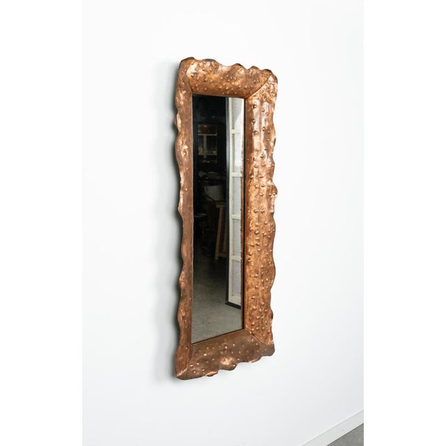 Mid-Century Mirror in Hammered Copper attributed to Angelo Bragalini, Italy, 1960s For Sale - Image 9 of 11